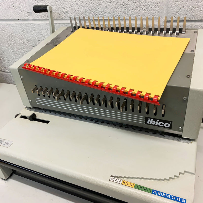 Load image into Gallery viewer, Pre-owned Ibico / GBC EPK21 H/Duty Comb Punch &amp; Binder-127369
