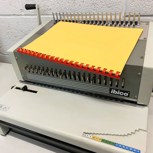 Pre-owned Ibico / GBC EPK21 H/Duty Comb Punch & Binder-127369