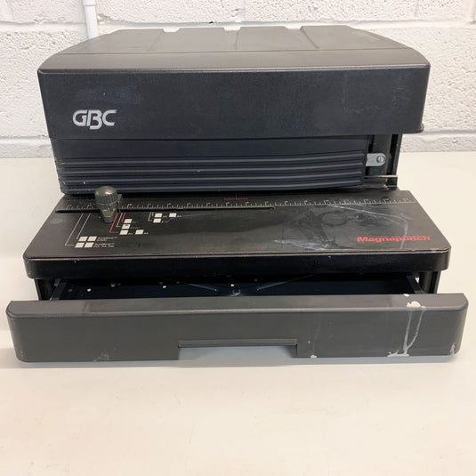 Used GBC Magnapunch 1.0 Heavy-Duty Binding Punch - PG34105